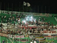 Foto: "En Bolívia" Barra: Trinchera Norte • Club: Universitario de Deportes • País: Peru