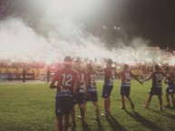 Foto: "BRUTAL SALIDA  (semifinal 2017 vs Alianza)" Barra: Turba Roja • Club: Deportivo FAS