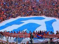 Foto: Barra: Turba Roja • Club: Deportivo FAS