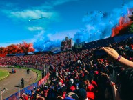 Foto: Barra: Turba Roja • Club: Deportivo FAS