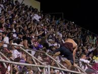 Foto: Barra: Ultra Morada • Club: Saprissa