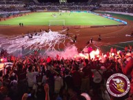 Foto: Barra: Ultra Morada • Club: Saprissa