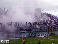 Foto: Barra: Ultra Morada • Club: Saprissa • País: Costa Rica