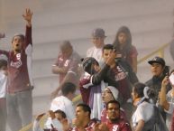 Foto: Barra: Ultra Morada • Club: Saprissa • País: Costa Rica