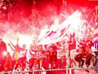 Foto: Barra: Ultra Morada • Club: Saprissa