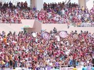 Foto: Barra: Ultra Morada • Club: Saprissa