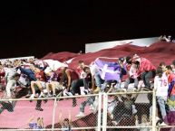 Foto: Barra: Ultra Morada • Club: Saprissa • País: Costa Rica