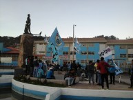 Foto: Barra: Vendaval Celeste • Club: Deportivo Garcilaso