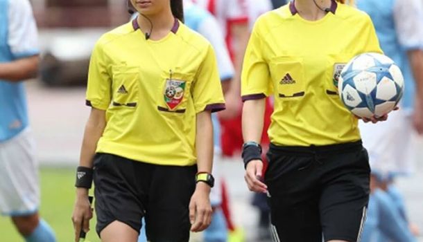 Bellas chicas árbitros