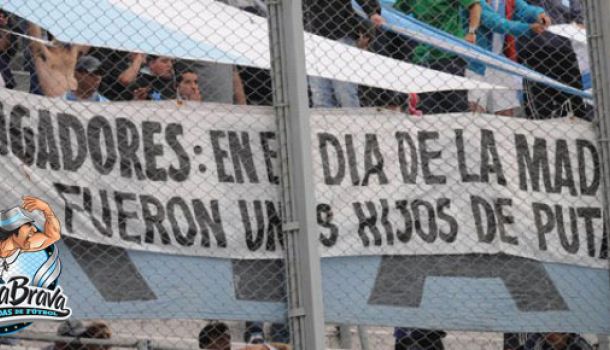 Jugadores en el dia de la madre fueron unos hijos de puta