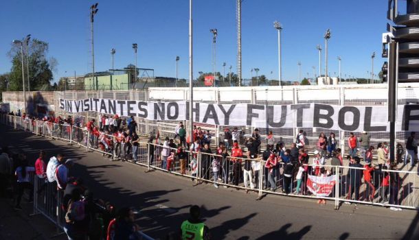 Sin visitantes no hay fútbol para todos