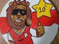 Desenho - Diseño - Arte - "Autor: EL flaco, disco santafereño, campeón 10 estrella." Dibujo de la Barra: La Guardia Albi Roja Sur &bull; Club: Independiente Santa Fe &bull; País: Colombia