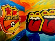 Desenho - Diseño - Arte - "LA FAMOSA BANDA DEL PONIENTE 1981 LA COLINA" Dibujo de la Barra: Locura 81 &bull; Club: Monarcas Morelia &bull; País: México