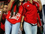 Hincha - Tribunera - Chica - Fanatica de la Barra: Baron Rojo Sur • Club: América de Cáli