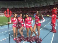 Hincha - Tribunera - Chica - Fanatica de la Barra: Baron Rojo Sur • Club: América de Cáli