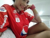 Hincha - Tribunera - Chica - Fanatica de la Barra: Baron Rojo Sur • Club: América de Cáli