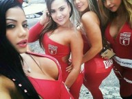 Hincha - Tribunera - Chica - Fanatica de la Barra: Baron Rojo Sur • Club: América de Cáli