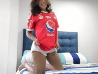 Hincha - Tribunera - Chica - Fanatica de la Barra: Baron Rojo Sur • Club: América de Cáli • País: Colombia