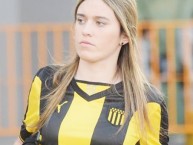 Hincha - Tribunera - Chica - Fanatica de la Barra: Barra Amsterdam • Club: Peñarol