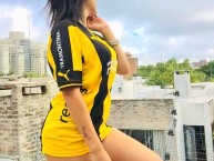 Hincha - Tribunera - Chica - Fanatica de la Barra: Barra Amsterdam • Club: Peñarol