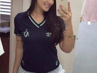 Hincha - Tribunera - Chica - Fanatica de la Barra: Barra da Chape • Club: Chapecoense