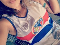 Hincha - Tribunera - Chica - Fanatica de la Barra: Bravo 18 • Club: Fortaleza • País: Brasil