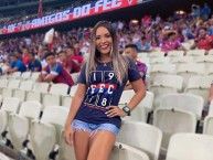 Hincha - Tribunera - Chica - Fanatica de la Barra: Bravo 18 • Club: Fortaleza