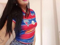 Hincha - Tribunera - Chica - Fanatica de la Barra: Bravo 18 • Club: Fortaleza