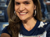 Hincha - Tribunera - Chica - Fanatica de la Barra: Comando SVR &bull; Club: Alianza Lima &bull; País: Peru