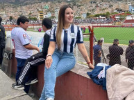 Hincha - Tribunera - Chica - Fanatica de la Barra: Comando SVR &bull; Club: Alianza Lima &bull; País: Peru