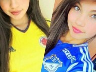 Hincha - Tribunera - Chica - Fanatica de la Barra: Comandos Azules • Club: Millonarios • País: Colombia