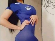 Hincha - Tribunera - Chica - Fanatica de la Barra: Comandos Azules • Club: Millonarios