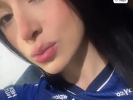 Hincha - Tribunera - Chica - Fanatica de la Barra: Comandos Azules • Club: Millonarios