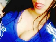 Hincha - Tribunera - Chica - Fanatica de la Barra: Comandos Azules • Club: Millonarios