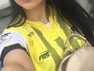 Hincha - Tribunera - Chica - Fanatica de la Barra: Dominio Aurinegro • Club: Alianza Petrolera