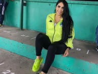 Hincha - Tribunera - Chica - Fanatica de la Barra: Frente Radical Verdiblanco • Club: Deportivo Cali • País: Colombia