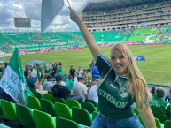 Hincha - Tribunera - Chica - Fanatica de la Barra: Frente Radical Verdiblanco • Club: Deportivo Cali