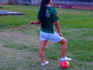 Hincha - Tribunera - Chica - Fanatica de la Barra: Frente Radical Verdiblanco • Club: Deportivo Cali