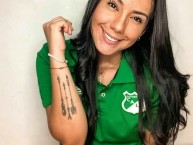 Hincha - Tribunera - Chica - Fanatica de la Barra: Frente Radical Verdiblanco • Club: Deportivo Cali