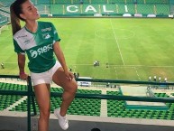 Hincha - Tribunera - Chica - Fanatica de la Barra: Frente Radical Verdiblanco • Club: Deportivo Cali • País: Colombia