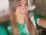 Hincha - Tribunera - Chica - Fanatica de la Barra: Frente Radical Verdiblanco • Club: Deportivo Cali