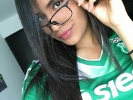 Hincha - Tribunera - Chica - Fanatica de la Barra: Frente Radical Verdiblanco • Club: Deportivo Cali