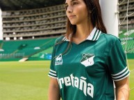 Hincha - Tribunera - Chica - Fanatica de la Barra: Frente Radical Verdiblanco • Club: Deportivo Cali