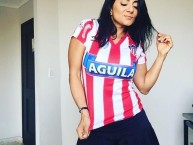 Hincha - Tribunera - Chica - Fanatica de la Barra: Frente Rojiblanco Sur • Club: Junior de Barranquilla