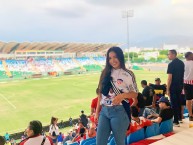 Hincha - Tribunera - Chica - Fanatica de la Barra: Frente Rojiblanco Sur • Club: Junior de Barranquilla