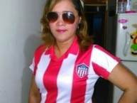 Hincha - Tribunera - Chica - Fanatica de la Barra: Frente Rojiblanco Sur • Club: Junior de Barranquilla