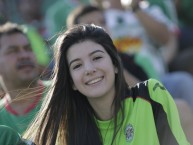 Hincha - Tribunera - Chica - Fanatica de la Barra: Fúria Verde • Club: Marathón • País: Honduras