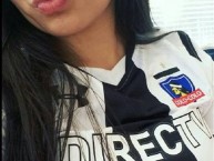 Hincha - Tribunera - Chica - Fanatica de la Barra: Garra Blanca • Club: Colo-Colo