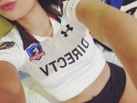 Hincha - Tribunera - Chica - Fanatica de la Barra: Garra Blanca • Club: Colo-Colo