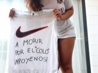 Hincha - Tribunera - Chica - Fanatica de la Barra: Garra Blanca &bull; Club: Colo-Colo &bull; País: Chile